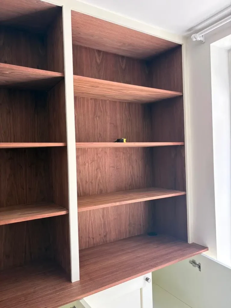 Fitted display cabinets in Tonbridge
