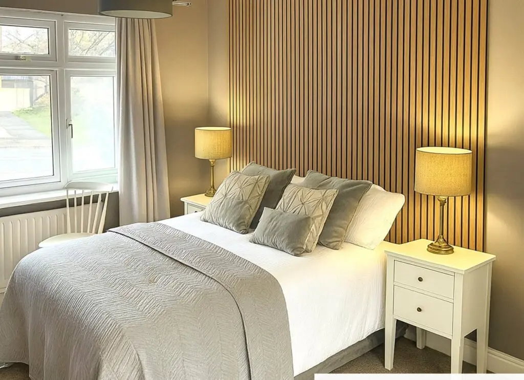 White oak acoustic panelling
